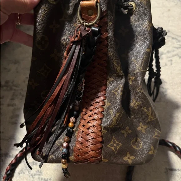 Louis Vuitton neo noe revamped bag - Picture 2 of 9